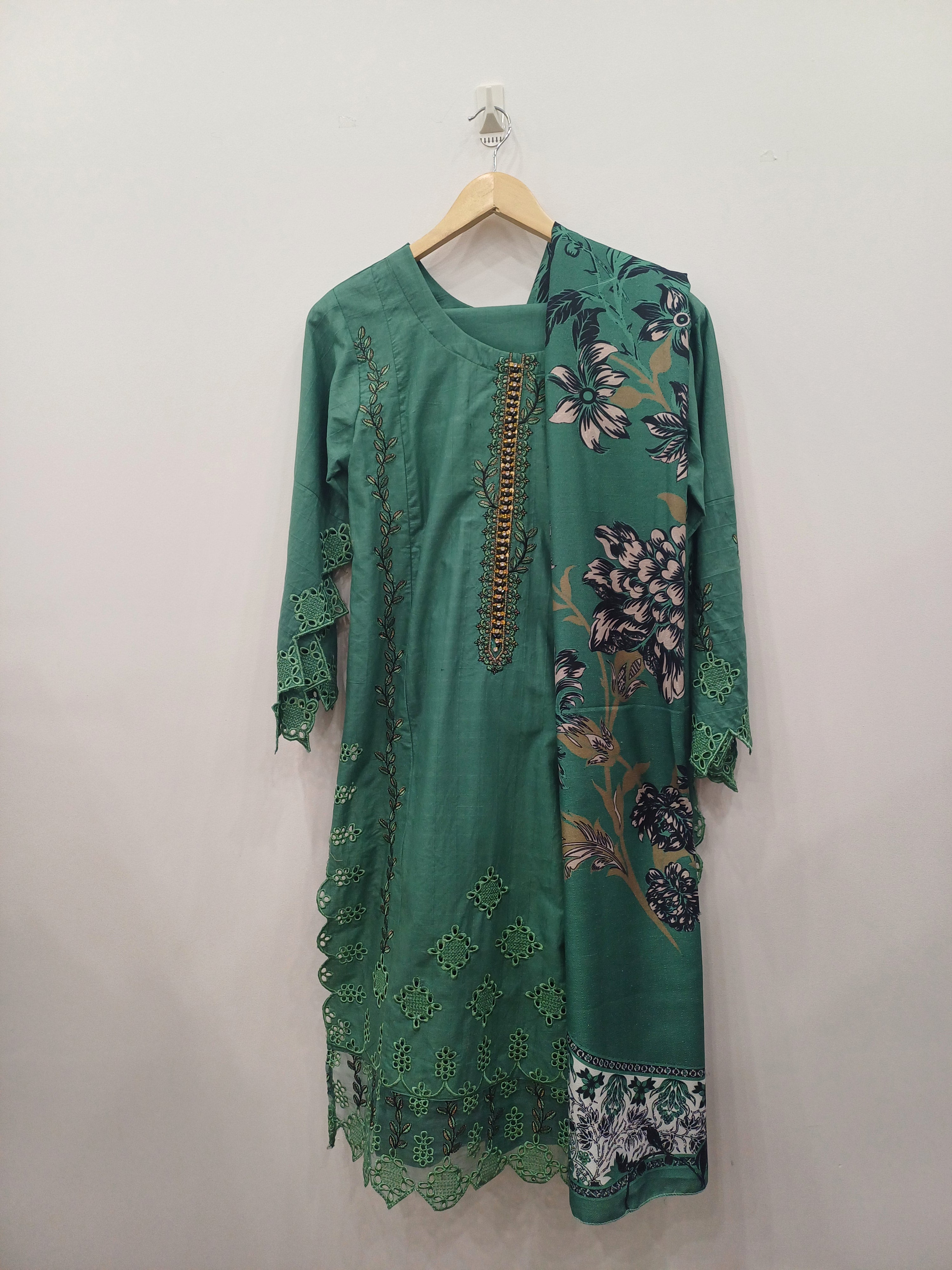 Green cotton kurta set with embroidery and printed dupatta
