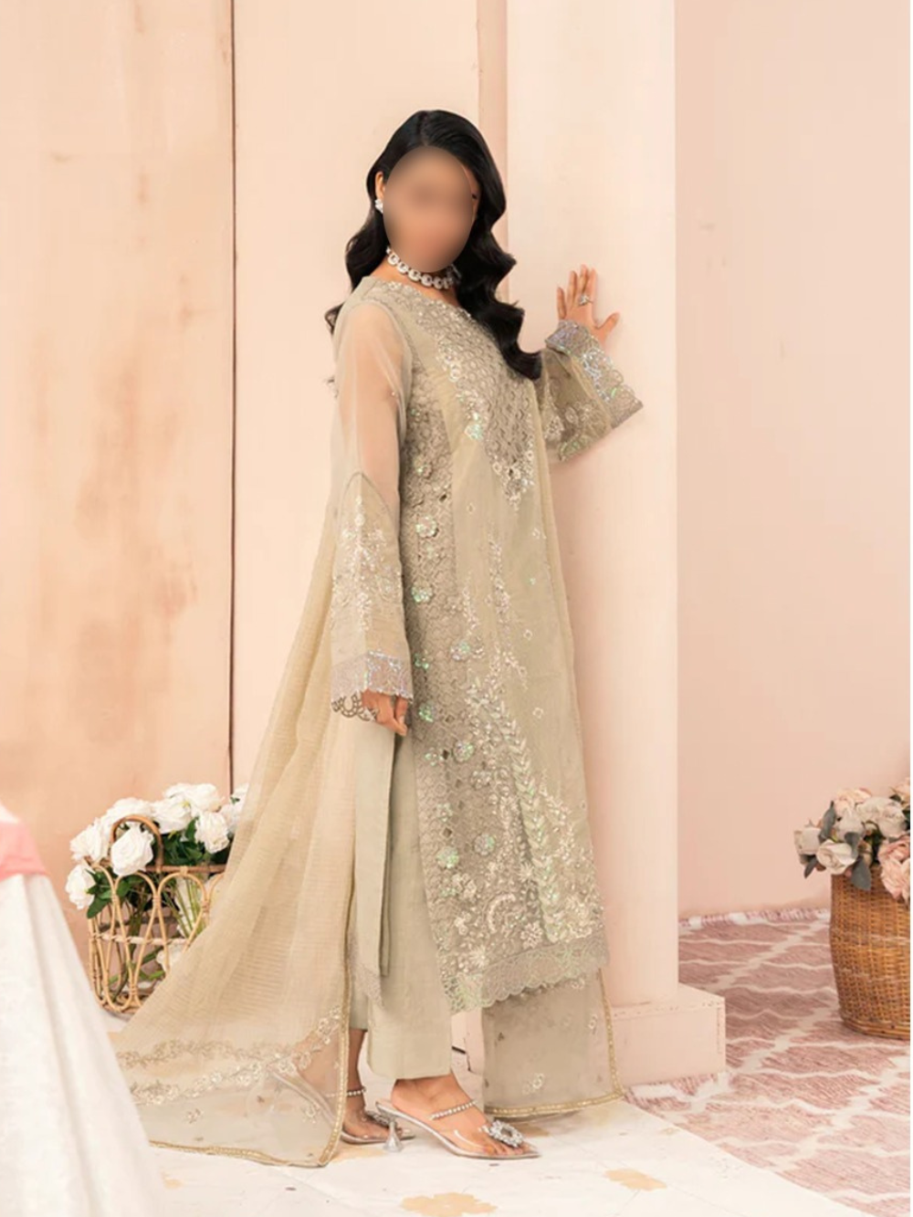 Grey Embroidered Kurta Set – Modern Eastern Fashion
