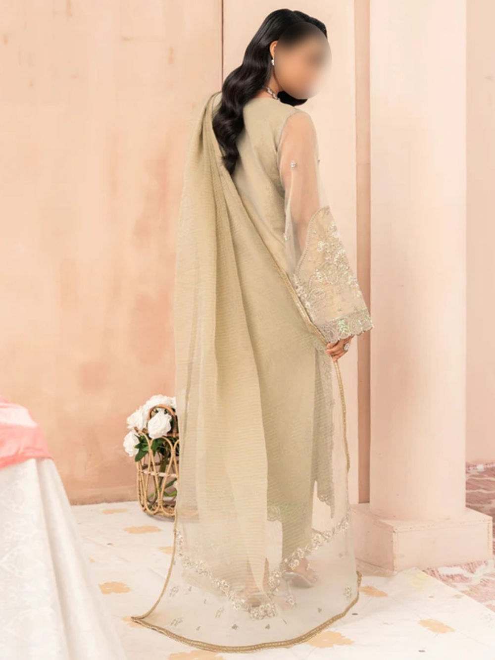 Grey Embroidered Kurta Set – Modern Eastern Fashion