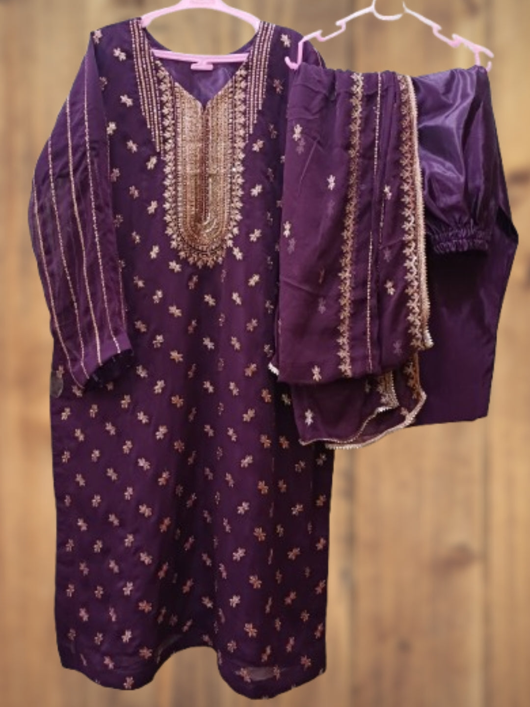 Chiffon Suit With Tilla Work