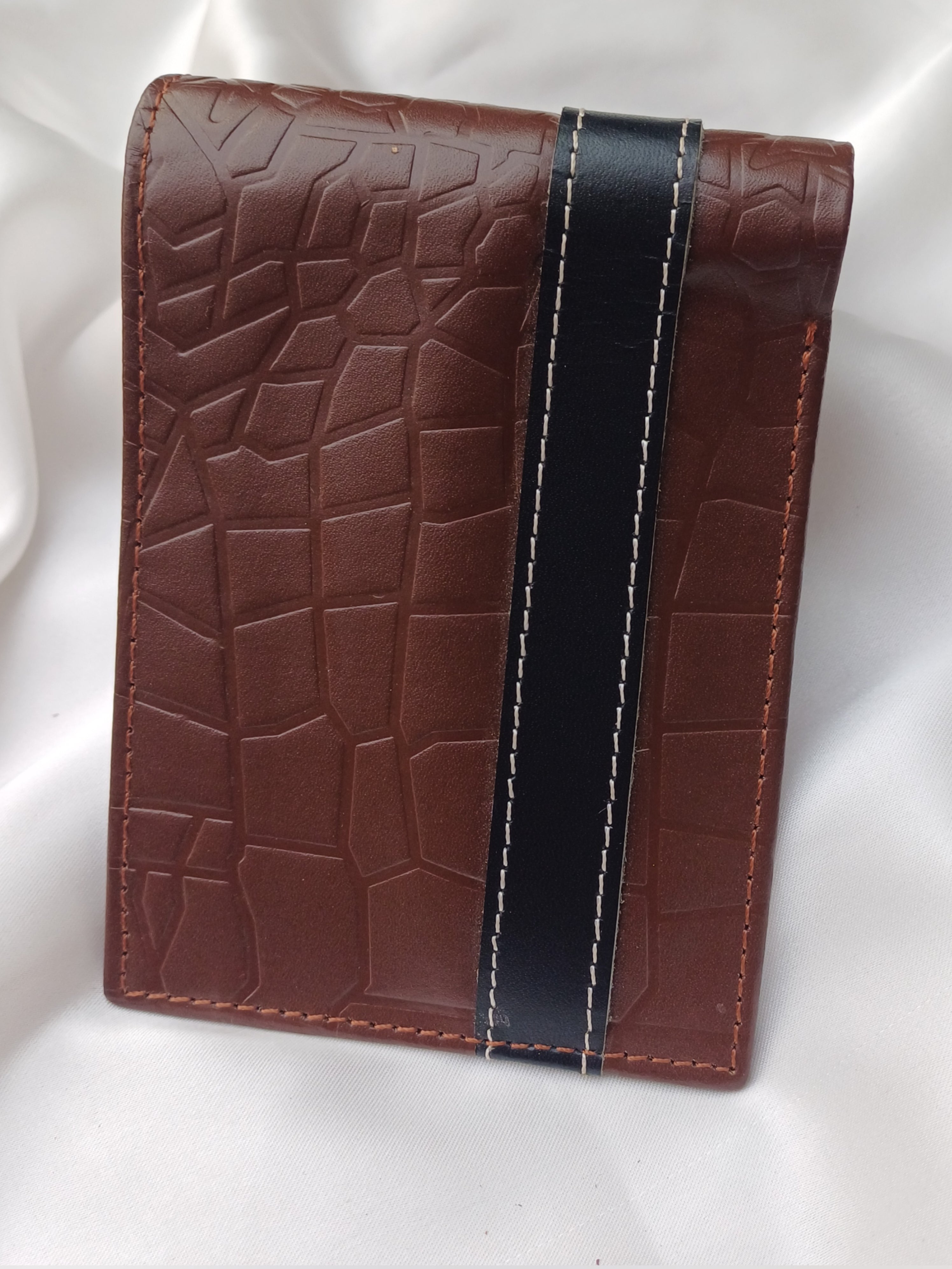 Brown Leather Wallet for Men - Crocodile Style Bifold