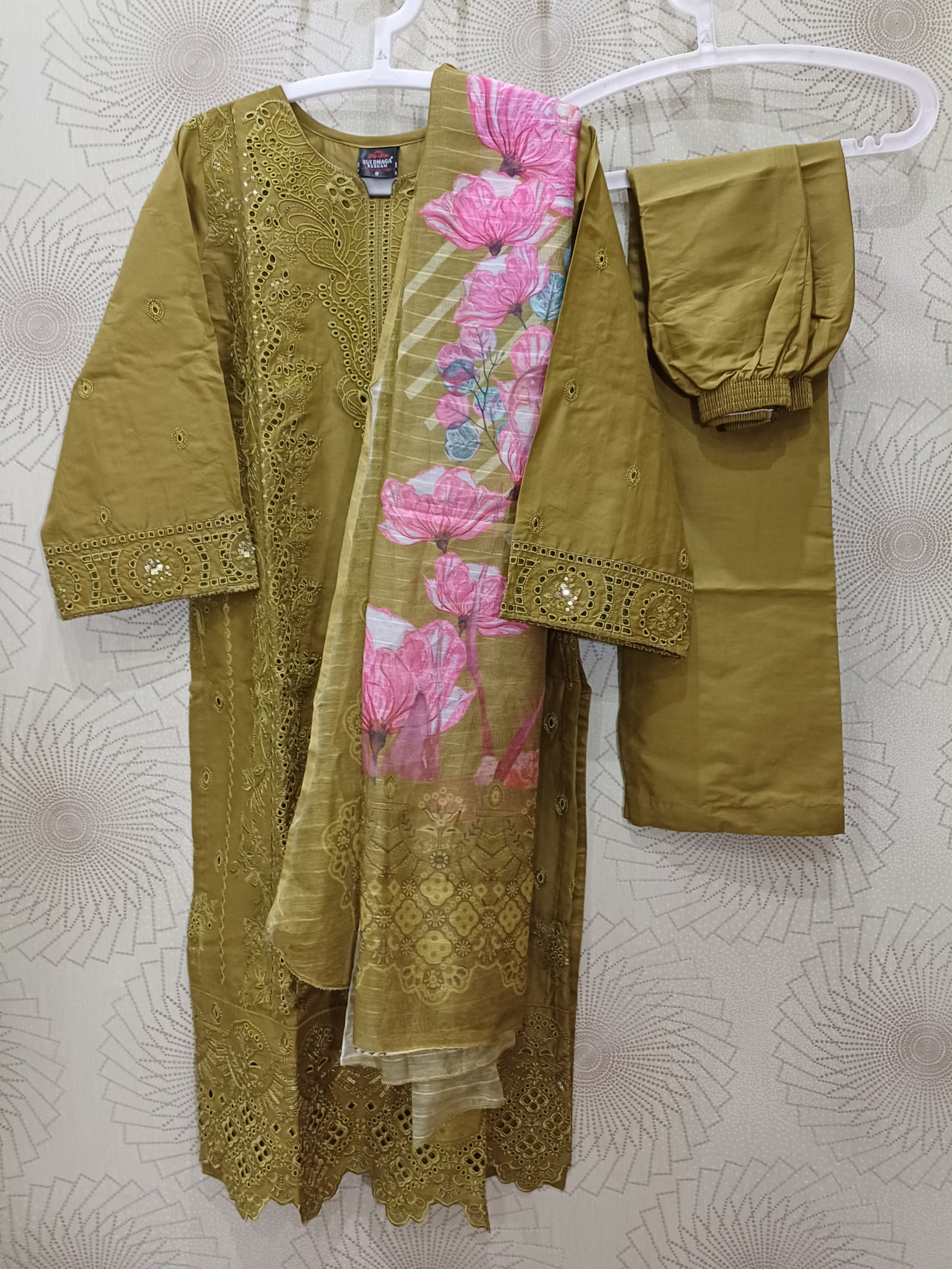 Embroidery Suit