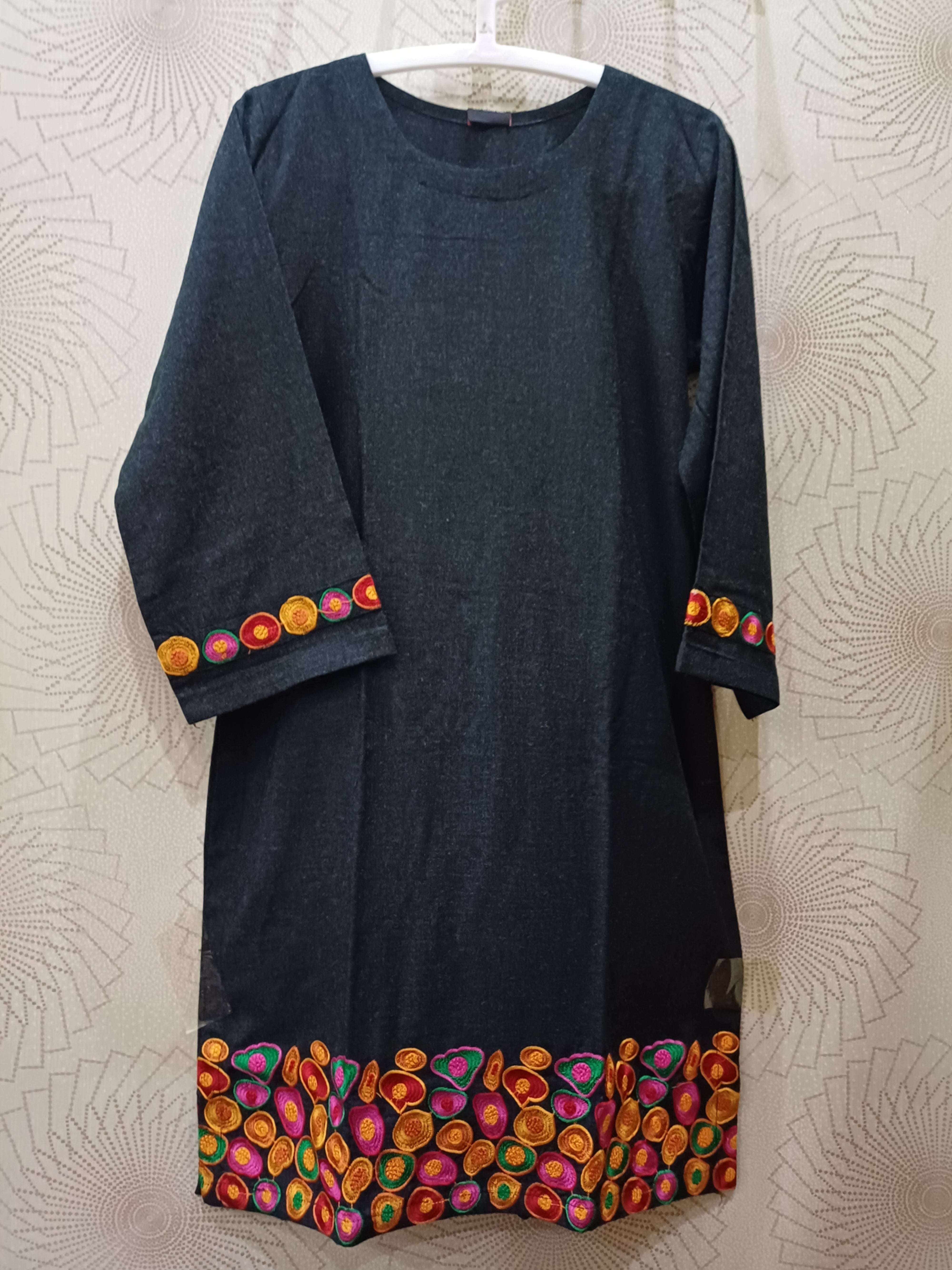 Pakistani Salwar Kameez