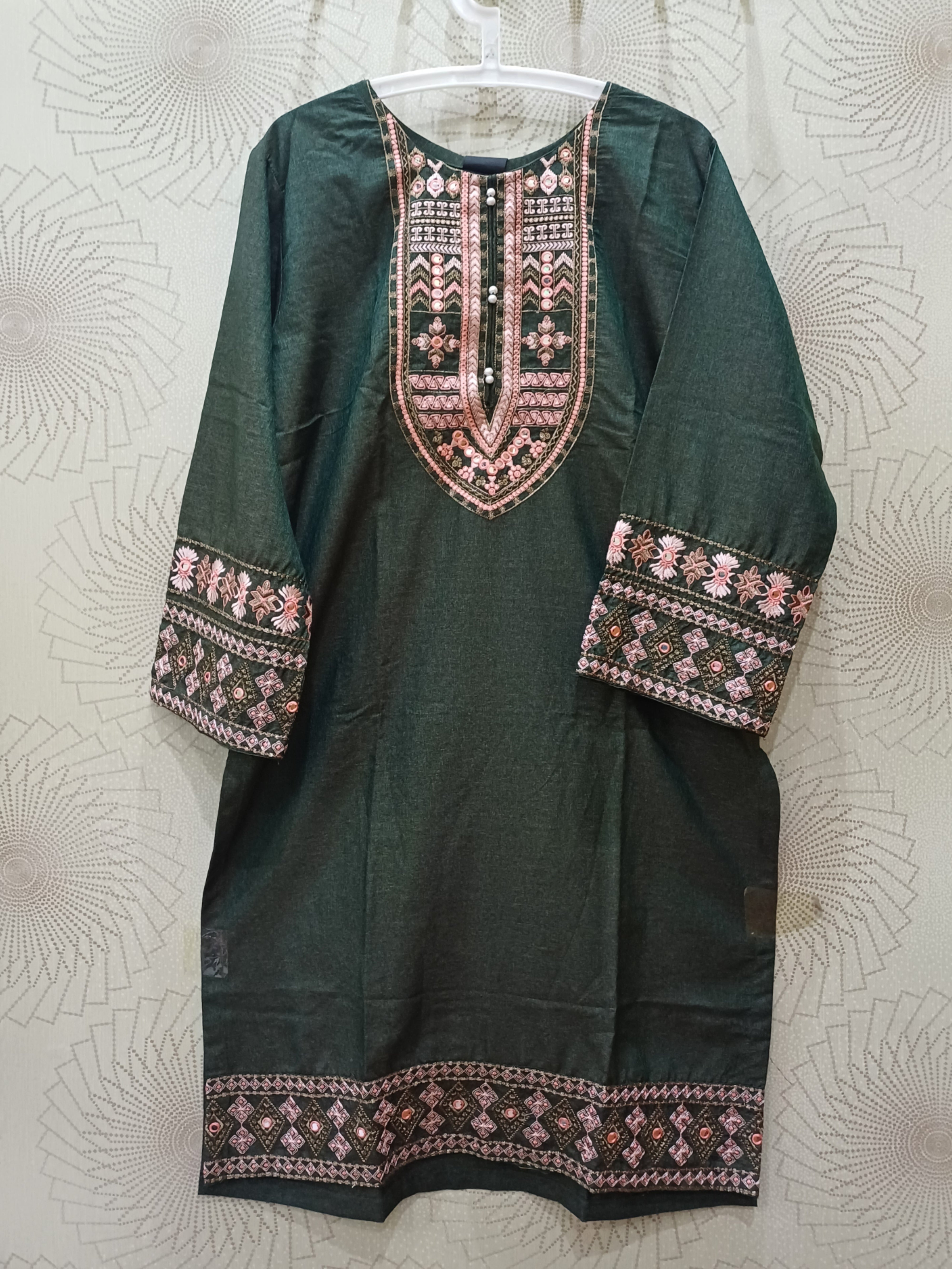 Pakistani Salwar Kameez