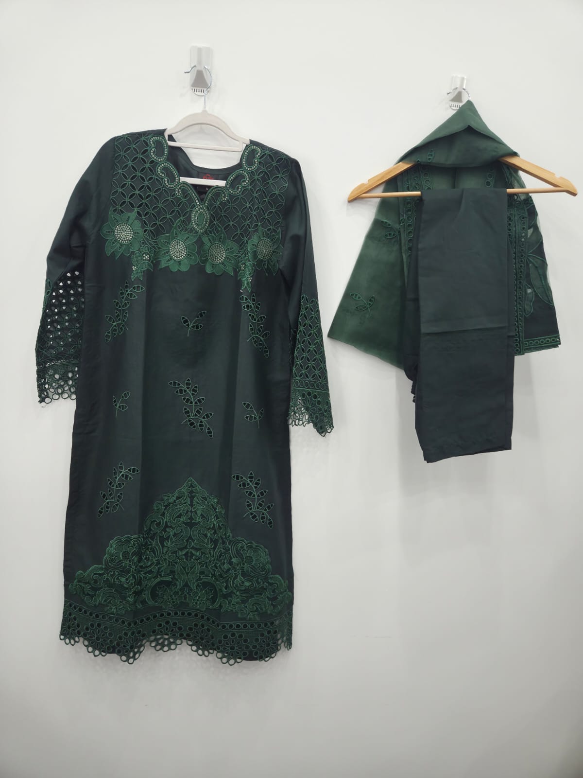 Green 3 piece lawn suit with plain trouser and organza dupatta