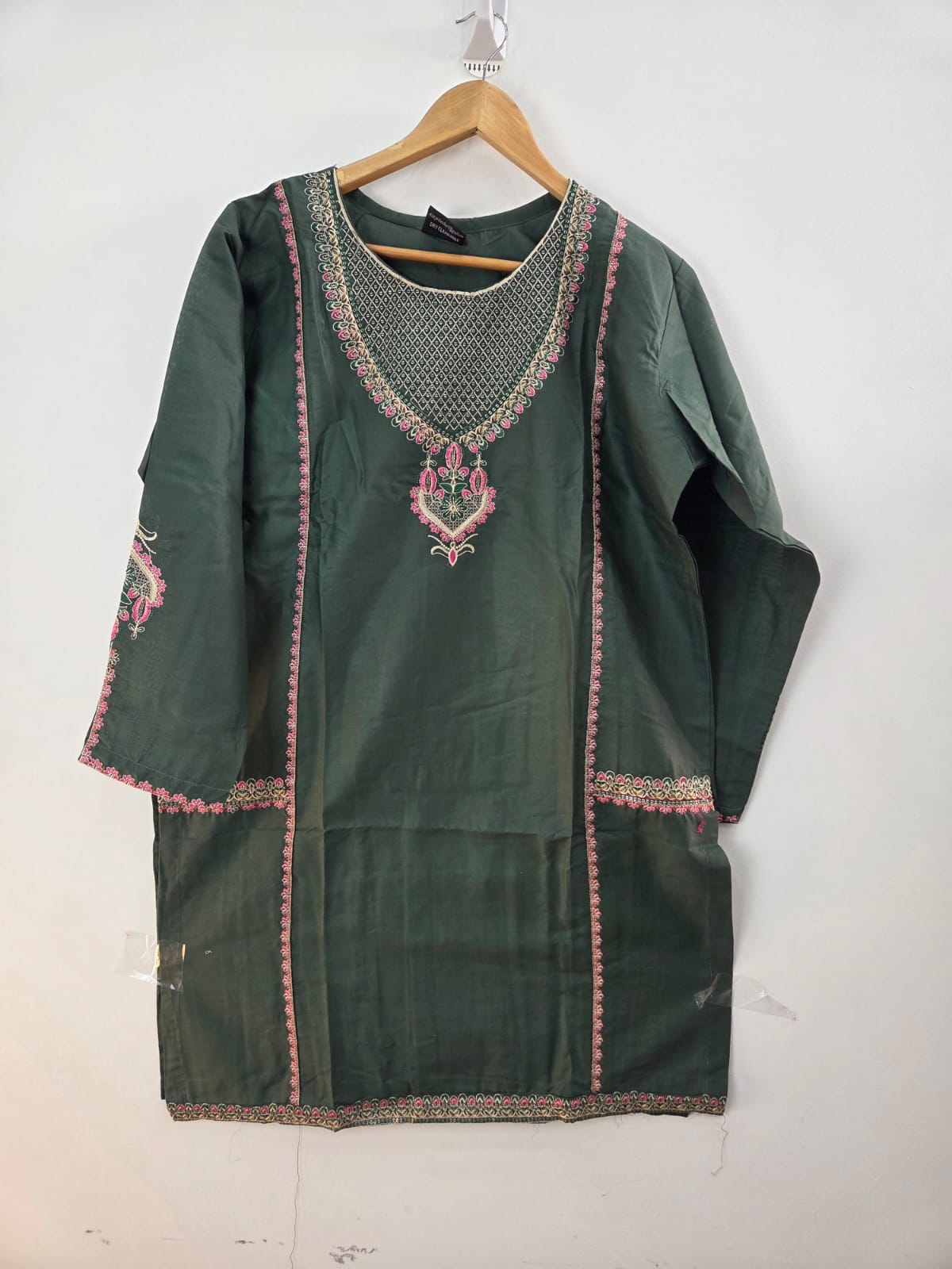 Green embroidered cotton lawn 3-piece suit with plain trouser and printed dupatta