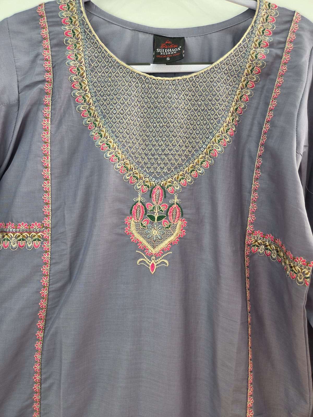 Gray embroidered cotton lawn 3-piece suit with trouser and printed dupatta
