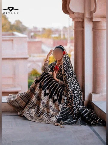 Glamour Black Festive Maxi Outfit