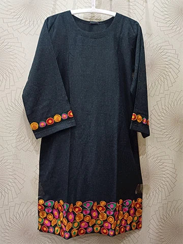 Black Wool 2-Piece Suit – Multicolor Circular Embroidery Design