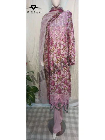 Elegant pinkf loral embroidered outfit with dupatta and trouser
