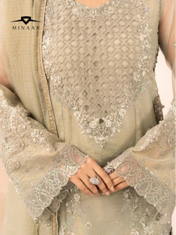 Grey Embroidered Kurta Set – Modern Eastern Fashion
