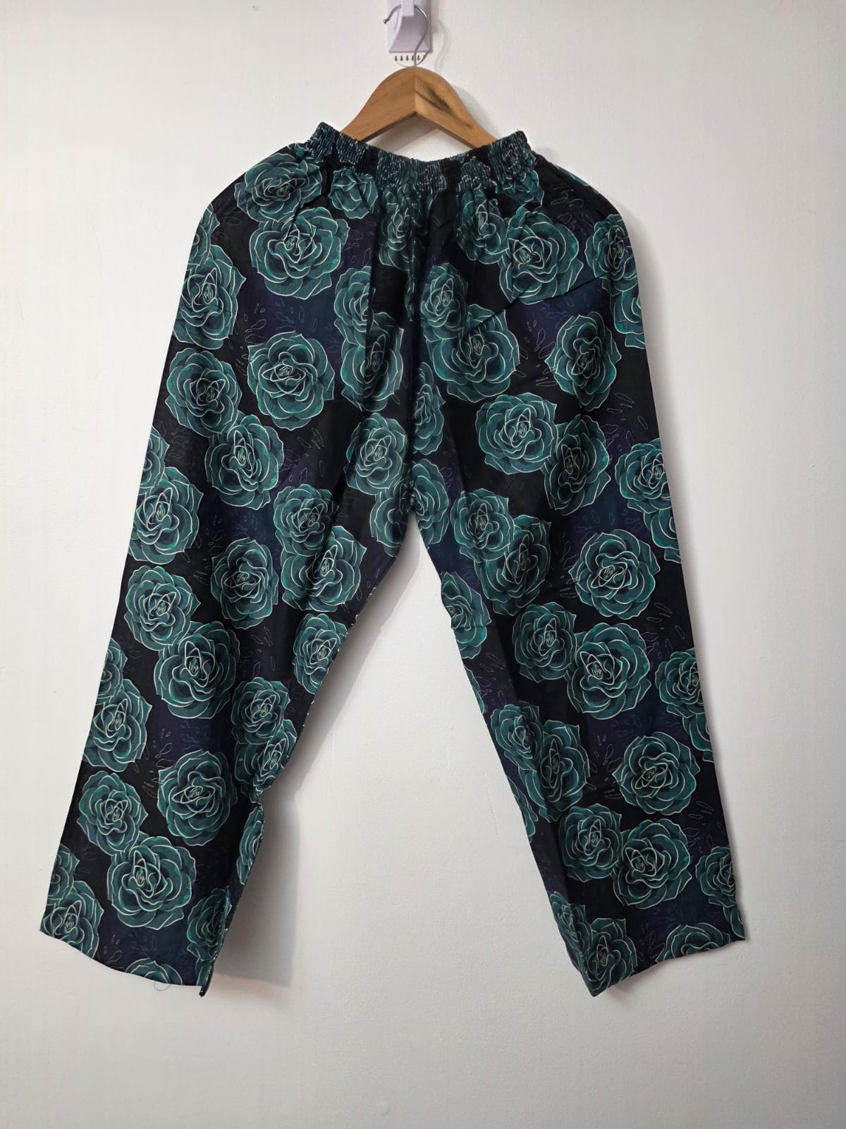 Floral printed Khaddar shirt with matching trousers