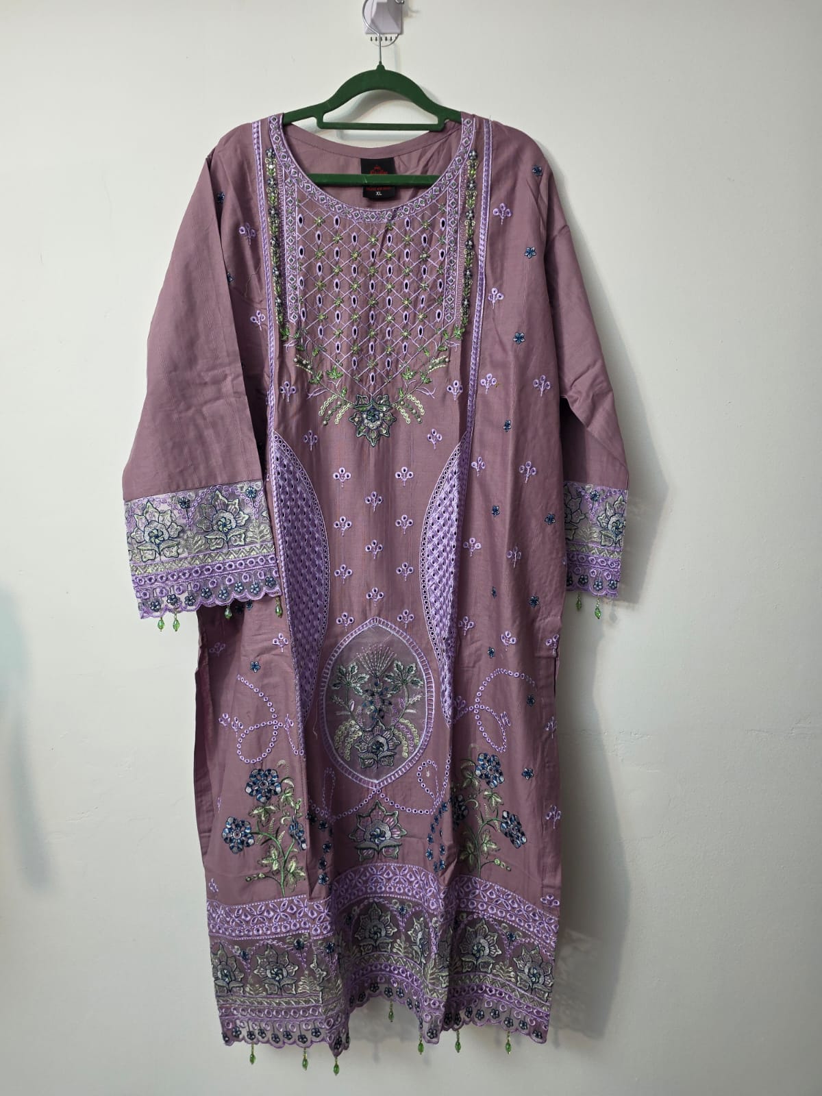 Lavender slub cotton Pakistani 3 piece suit with heavy floral embroidery, patchwork and embroidered chiffon dupatta