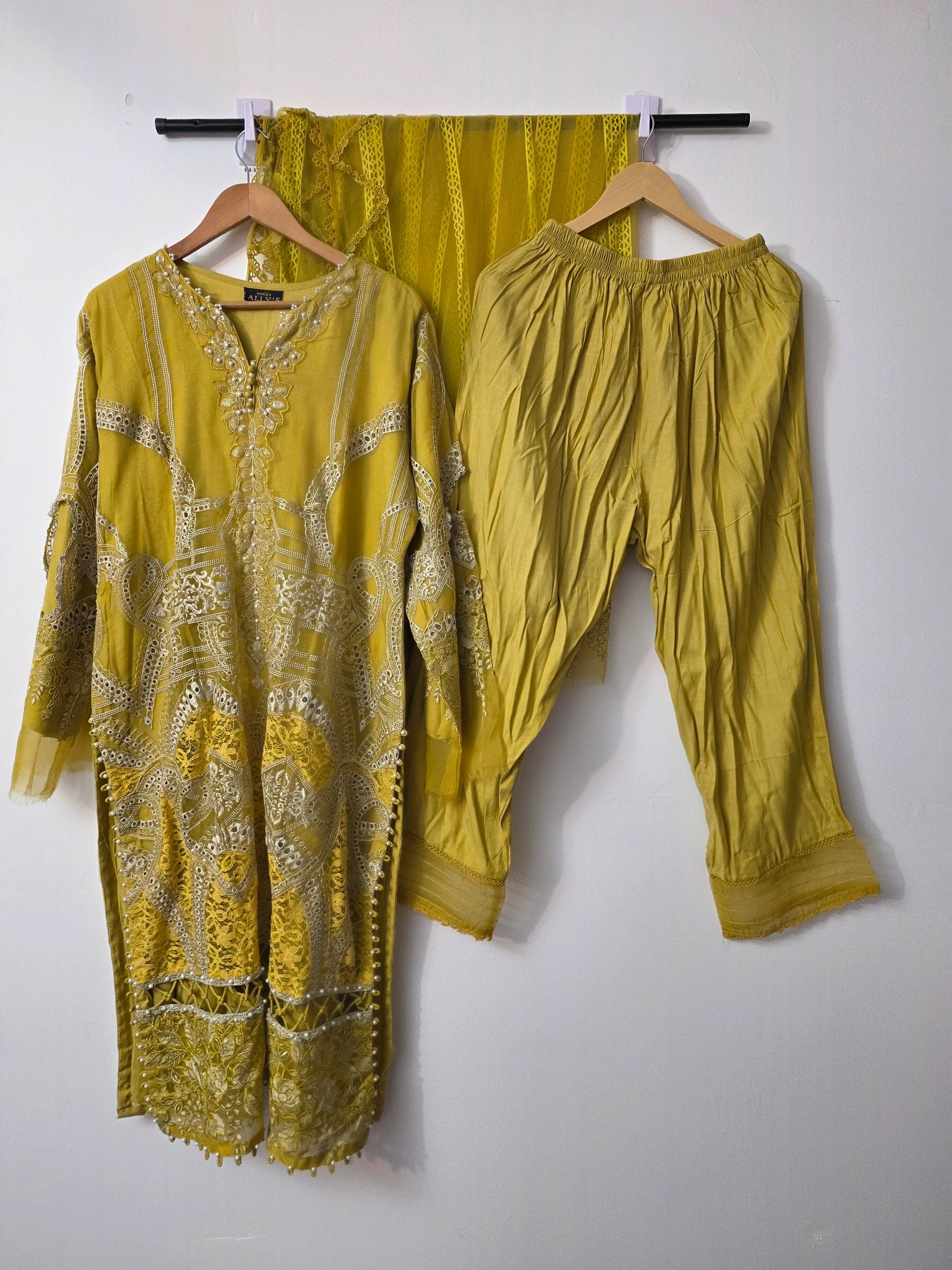 Lime yellow Pakistani 3 piece chikankari lawn suit with chiffon dupatta