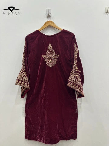 Maroon Velvet Embroidered Kurta Set with Shawl – 2 Piece