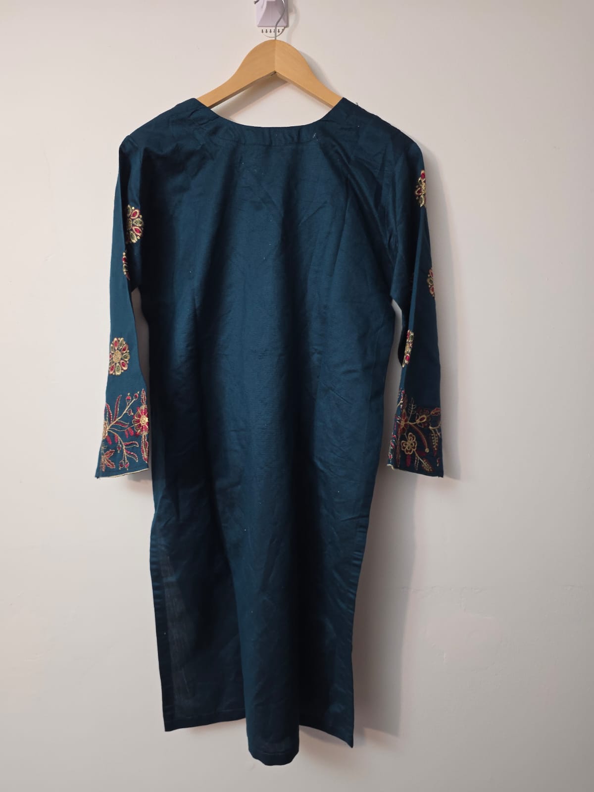 Pakistani 2 piece suit with multicolor floral embroidered shirt