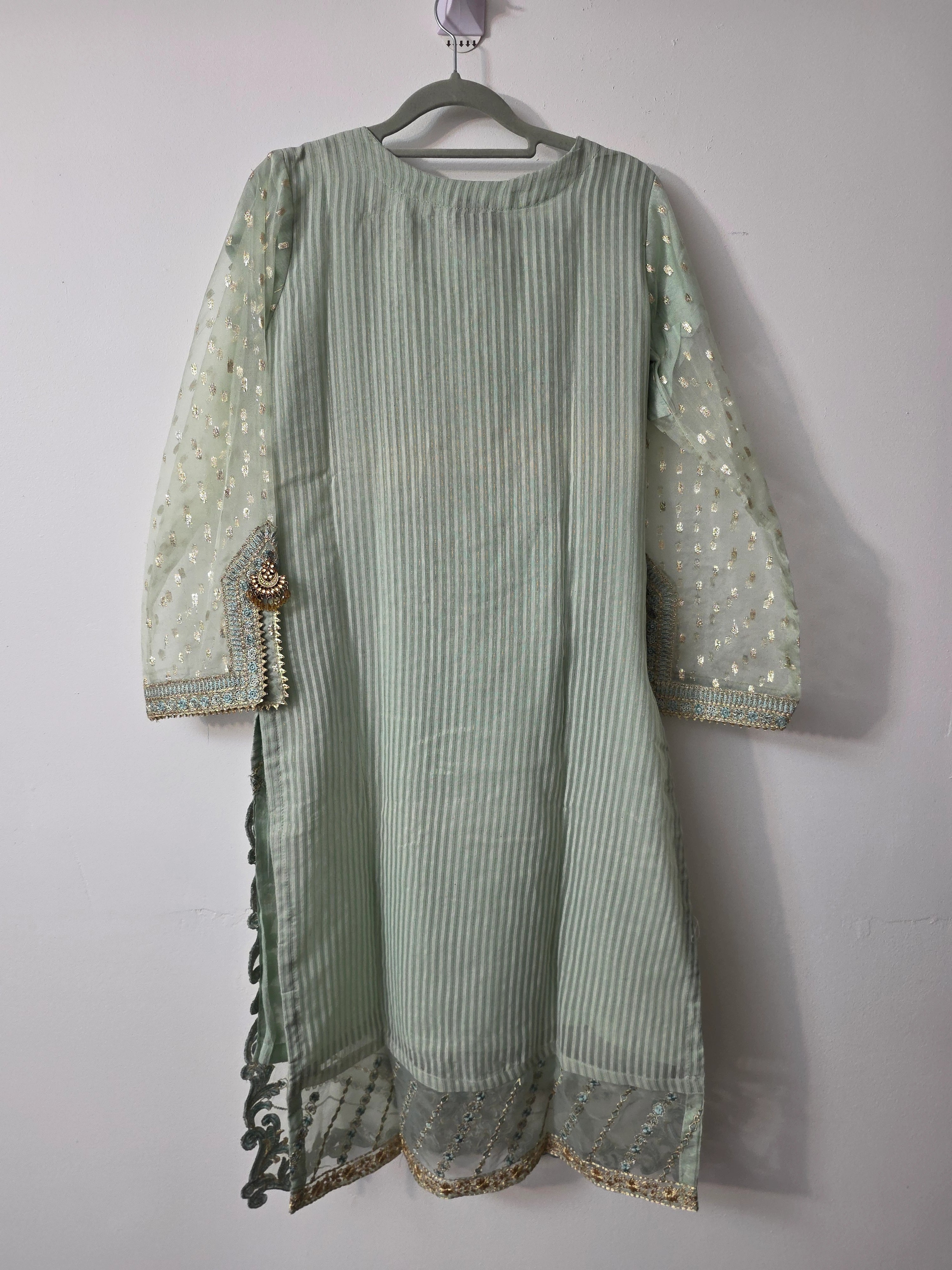 Pakistani aqua ready to wear 3 piece suit with elegant embroidery