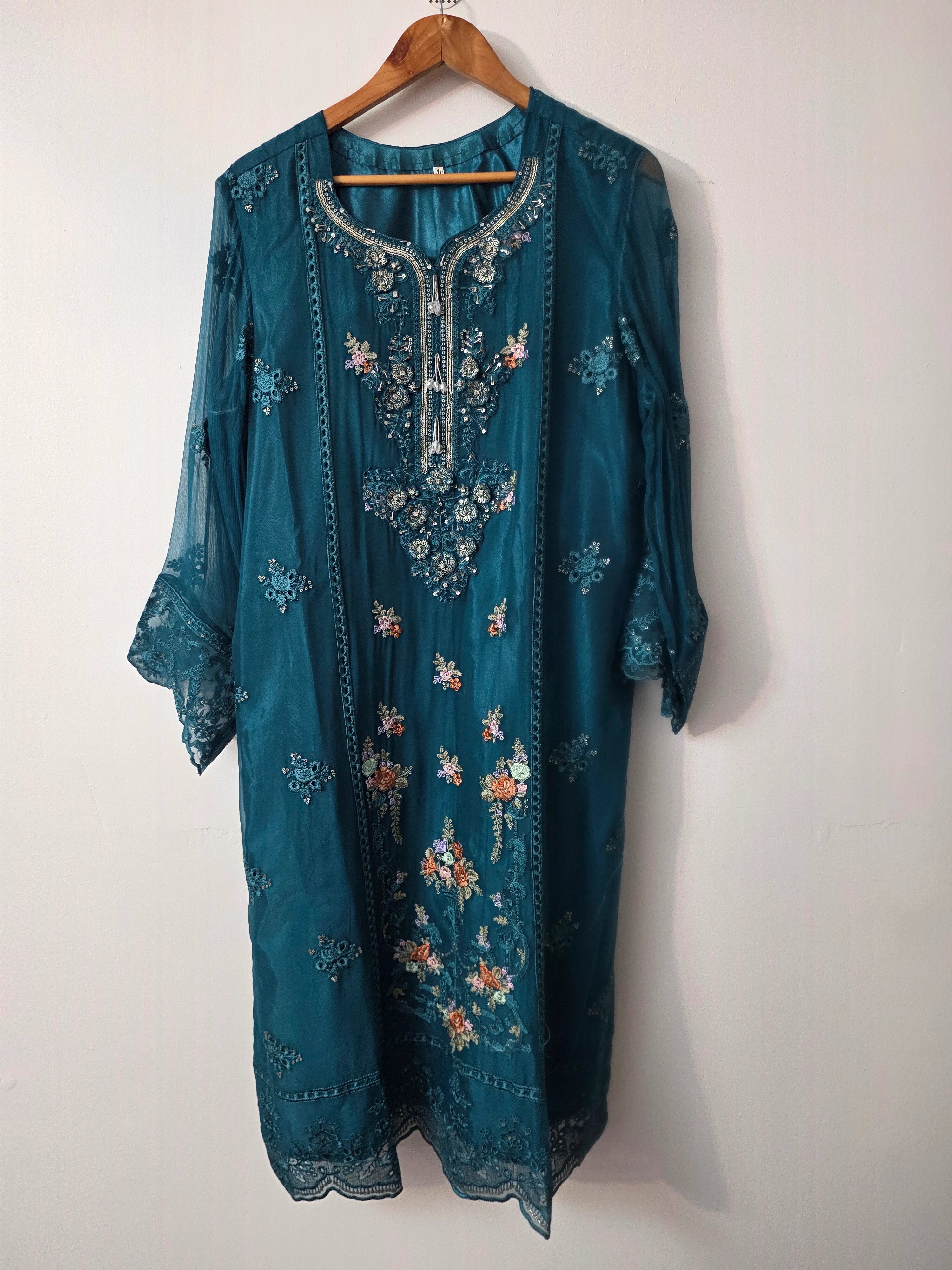 Teal embroidered Pakistani wedding guest dress with 3D organza detailing