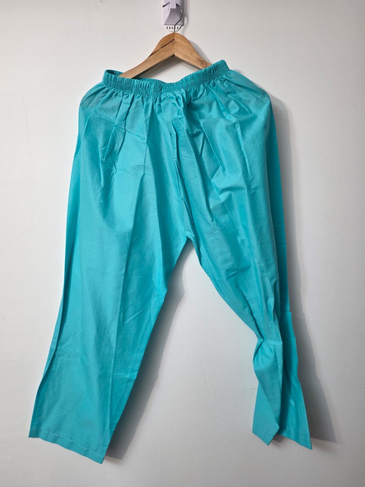 Turquoise matching trouser