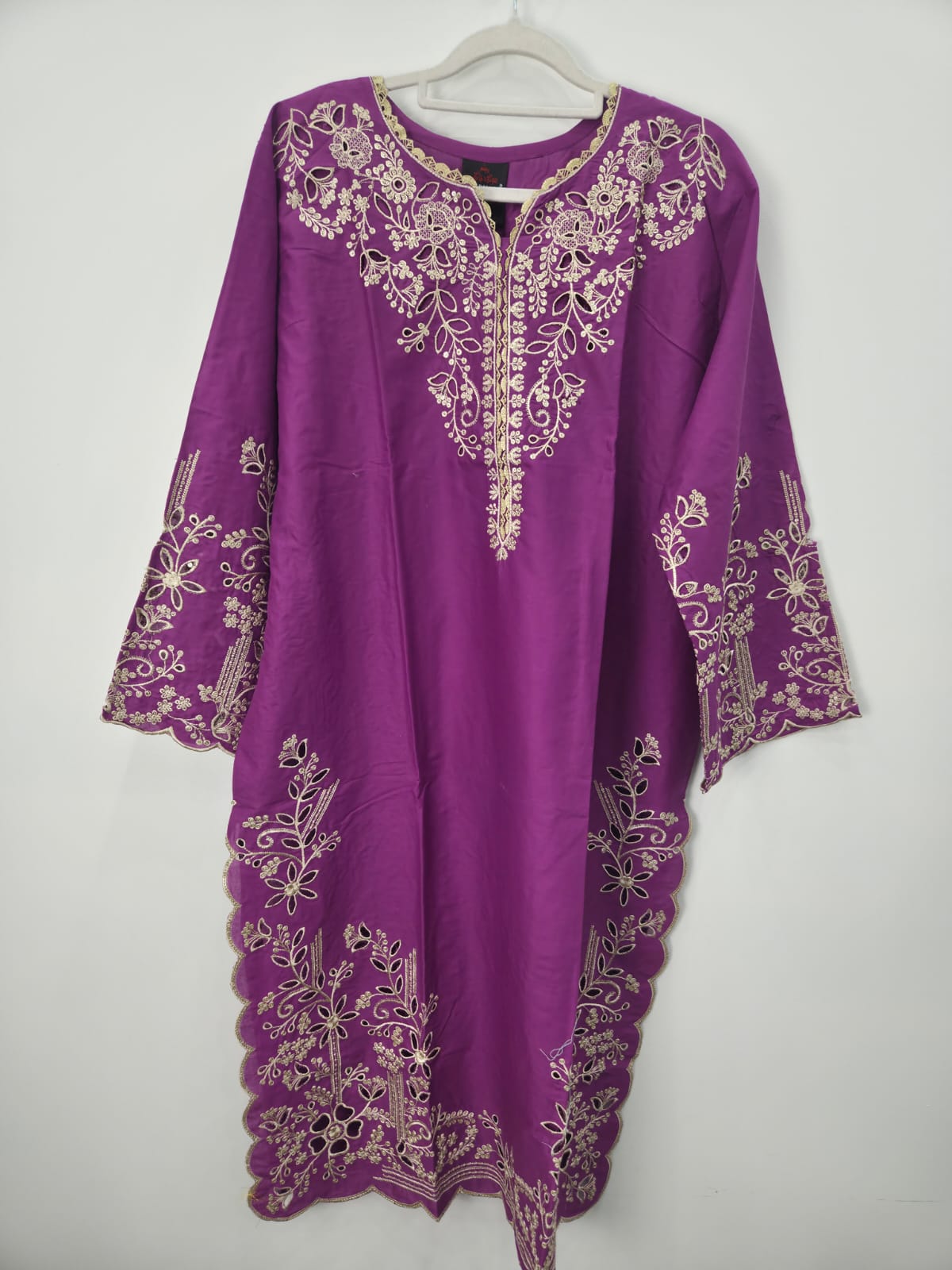 Purple Embroidered Chikankari Cotton Lawn 3-Piece Suit with Lace Neckline & Printed Diamond Dupatta