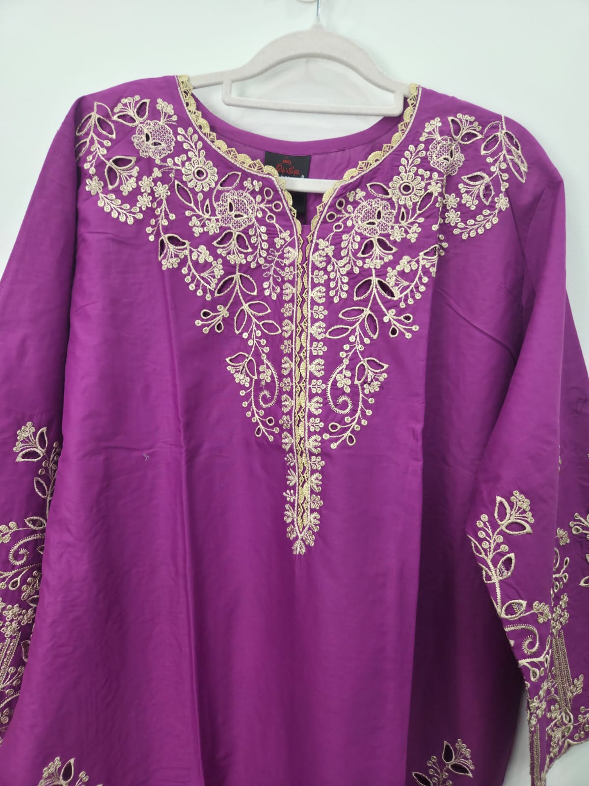 Purple Embroidered Chikankari Cotton Lawn 3-Piece Suit with Lace Neckline & Printed Diamond Dupatta