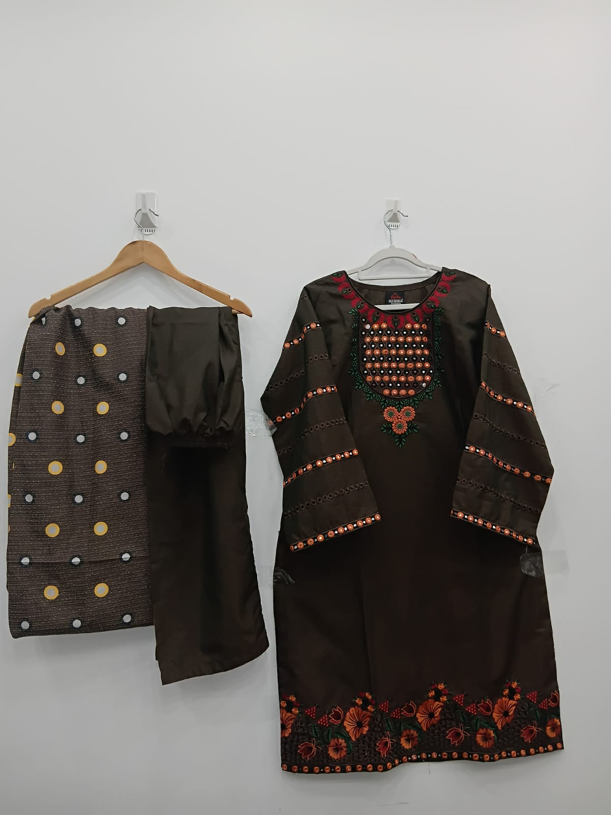 Brown Mirrorwork Multi Embroidery with Printed Karandi Shawl – 3PC Suit