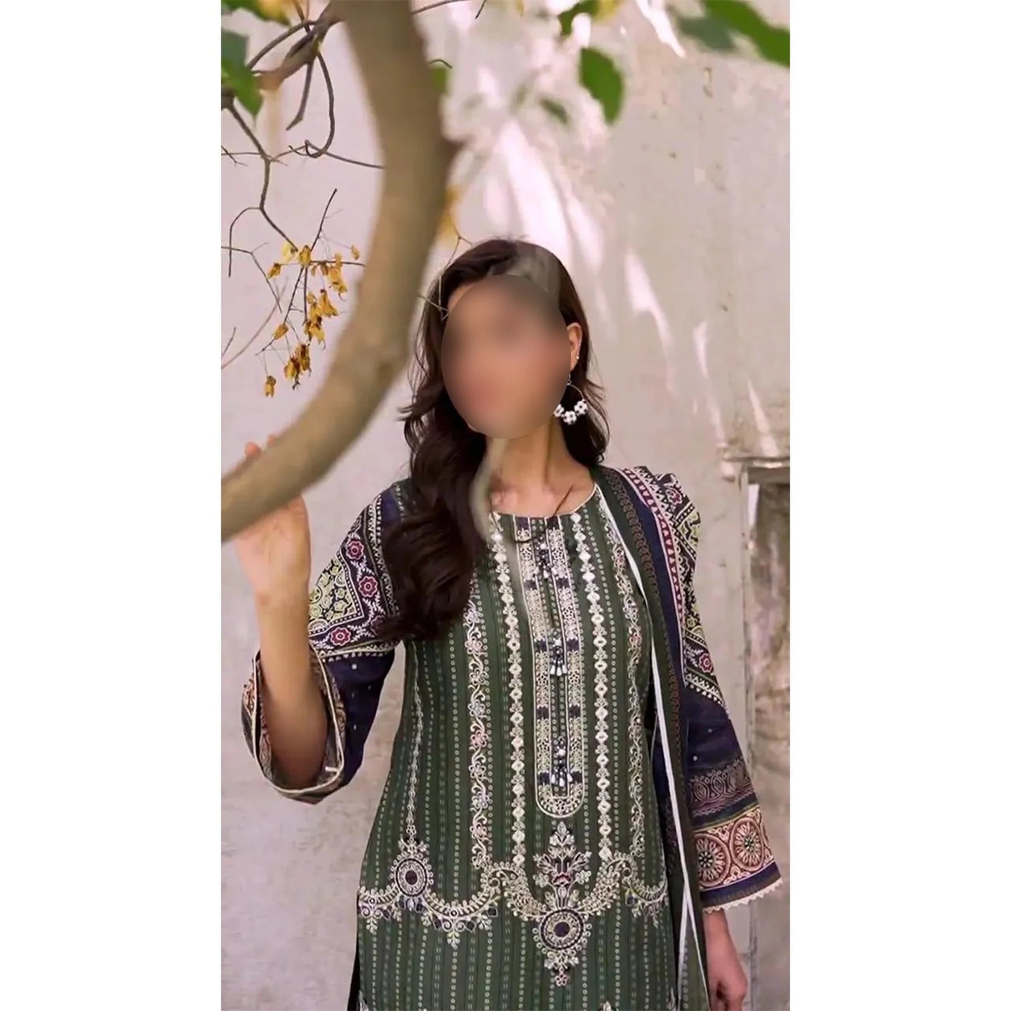 Embroidered Lawn 3-Piece Suit – Forest Green & Navy