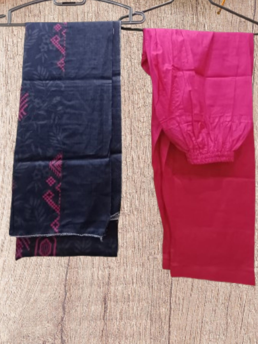 printed lawn dupatta and lawn trouser